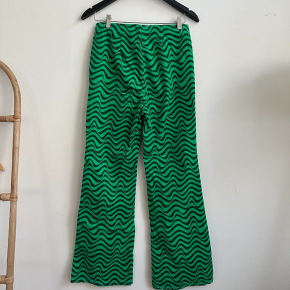 Wild Fable Green Stretch Corduroy Flare Bell Bottom 70’s Vintage Style Pants - Picture 5 of 5